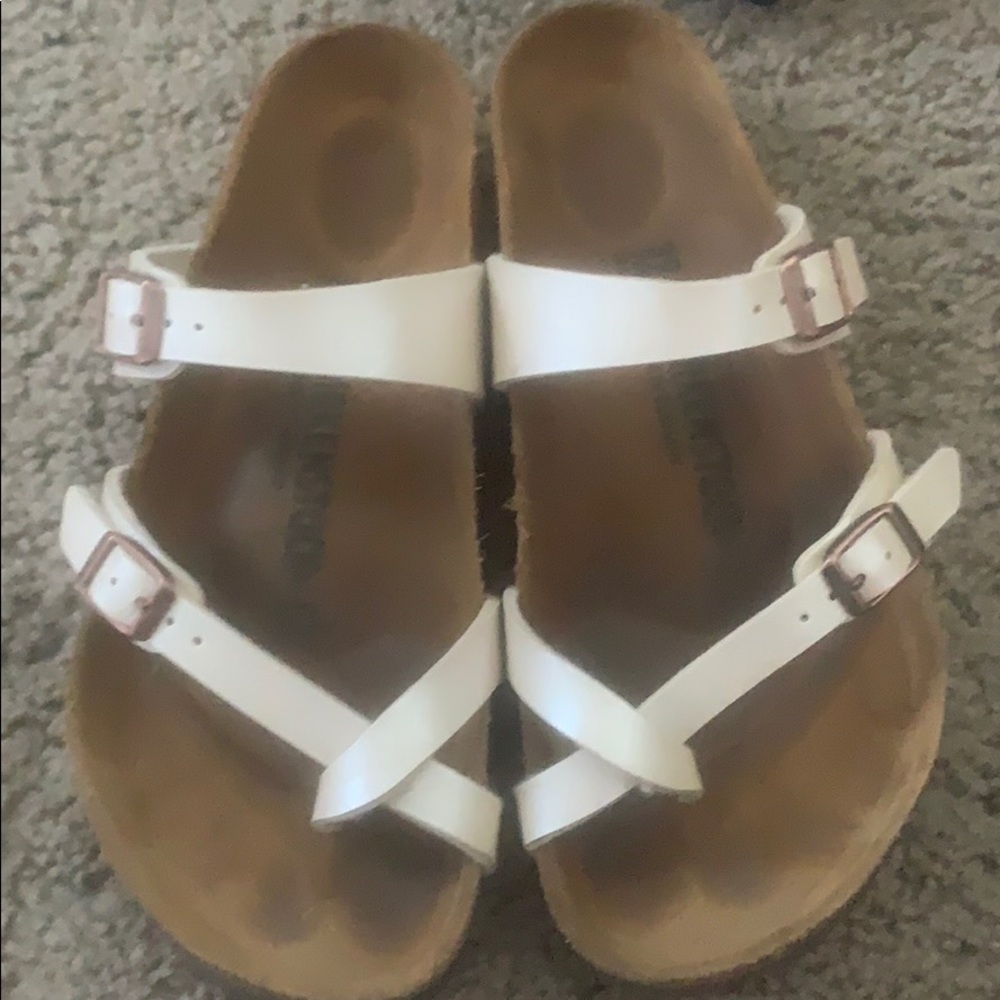 Worn for less than 6 months pearl color